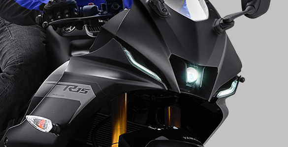 M-Shaped Intake Duct with LED Projector Headlight